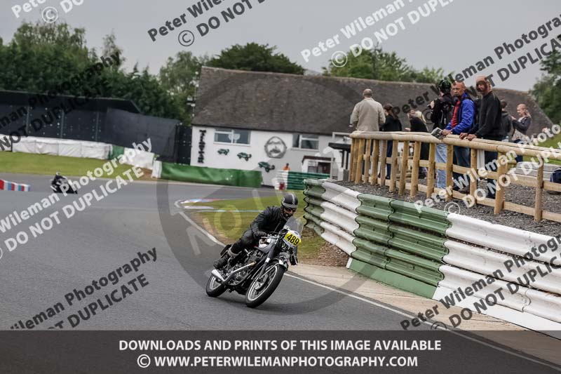 Vintage motorcycle club;eventdigitalimages;mallory park;mallory park trackday photographs;no limits trackdays;peter wileman photography;trackday digital images;trackday photos;vmcc festival 1000 bikes photographs